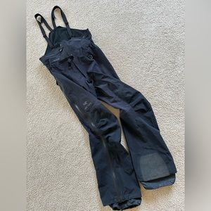 Arc’teryx bibs L/Tall Gore-Tex
